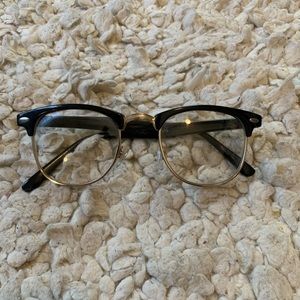 Non-prescription unisex Wayfarer Style Black & Silver Glasses